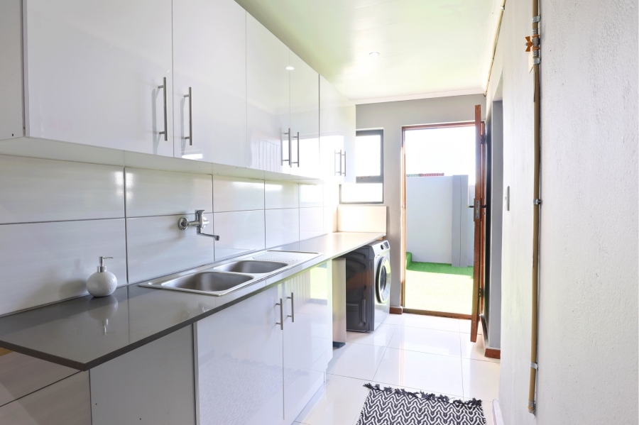 4 Bedroom Property for Sale in Darling Western Cape